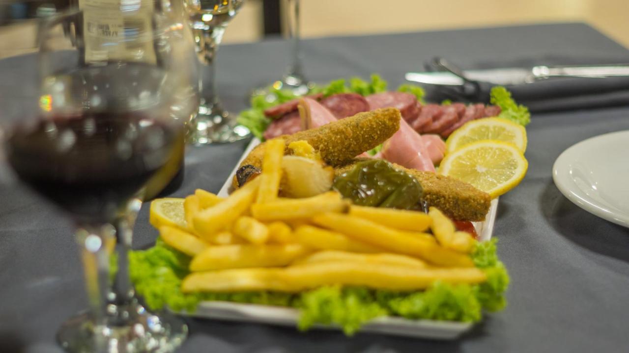 Complejo Americano Πουέρτο Ιγκουασού Εξωτερικό φωτογραφία